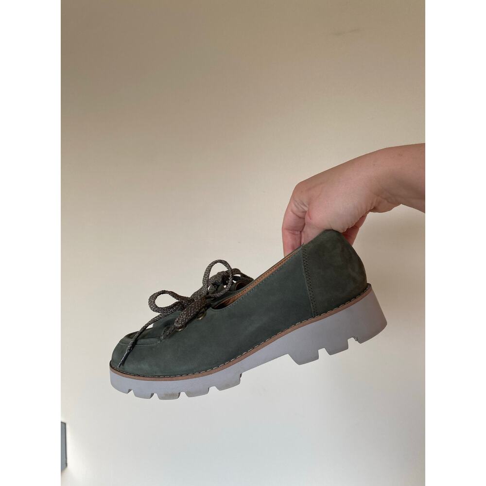 Vionic Teagan green nubuck lace up loafers size 6 - Picture 3 of 8